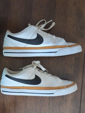 Nike Court Legacy Sneakers